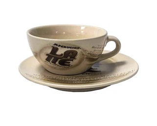 Set keramičnih skodelic in krožničkov z retro potiskom